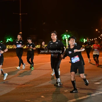 Runner Photo 3542787