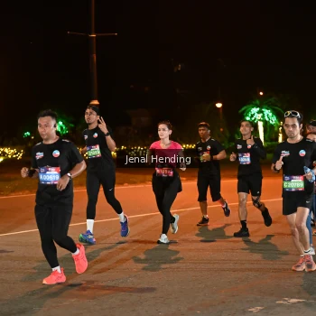 Runner Photo 3542807