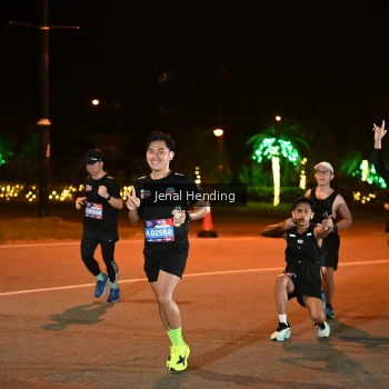 Runner Photo 3542830