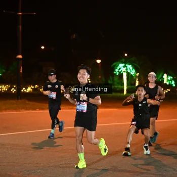 Runner Photo 3542833