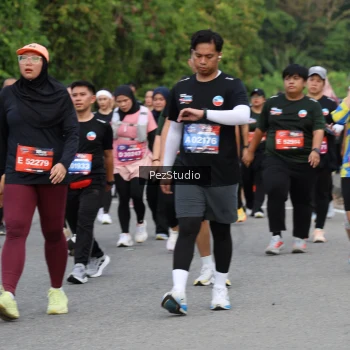 Runner Photo 3543623