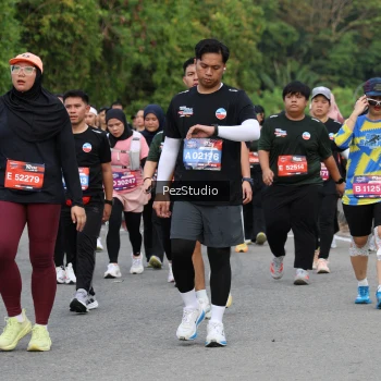 Runner Photo 3543627