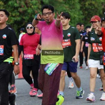 Runner Photo 3543635