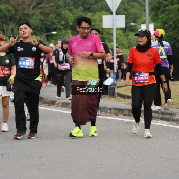 Runner Photo 3543636