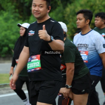 Runner Photo 3543638
