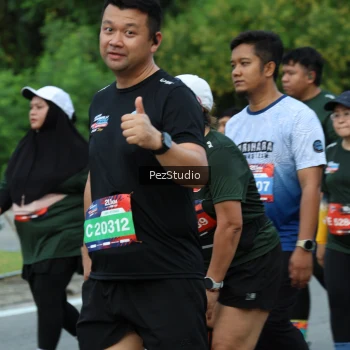 Runner Photo 3543639