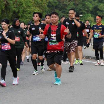 Runner Photo 3543657