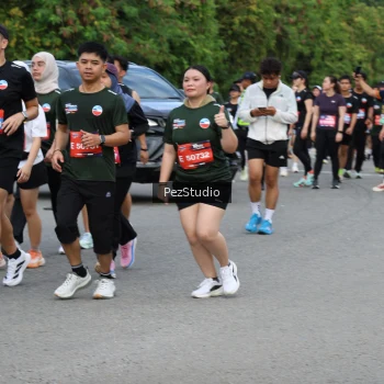 Runner Photo 3543666