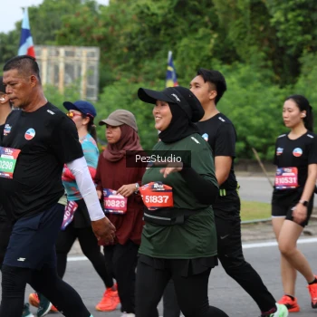 Runner Photo 3543681