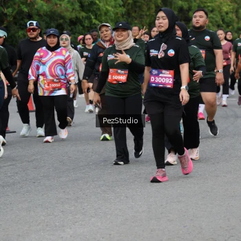 Runner Photo 3543777