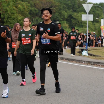 Runner Photo 3543812