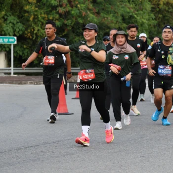 Runner Photo 3543848