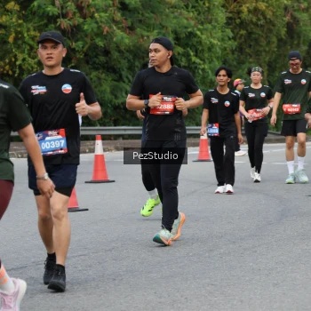 Runner Photo 3543851
