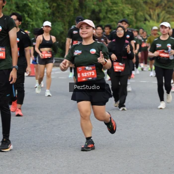Runner Photo 3543862