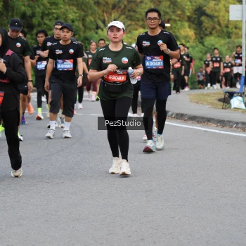Runner Photo 3543865
