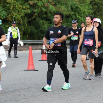 Runner Photo 3543881