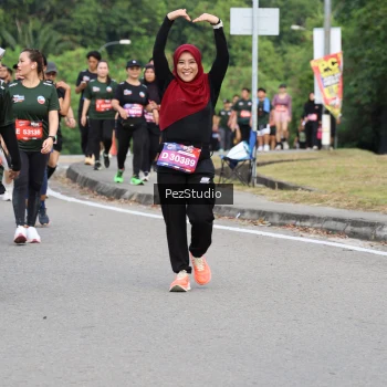 Runner Photo 3543889