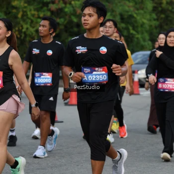 Runner Photo 3543926