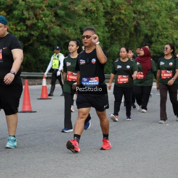 Runner Photo 3543950