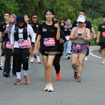 Runner Photo 3543997