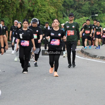 Runner Photo 3544019
