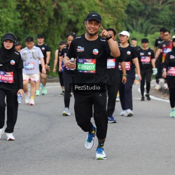 Runner Photo 3544133