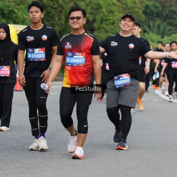 Runner Photo 3544136