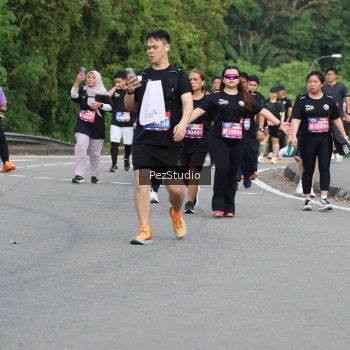Runner Photo 3544140