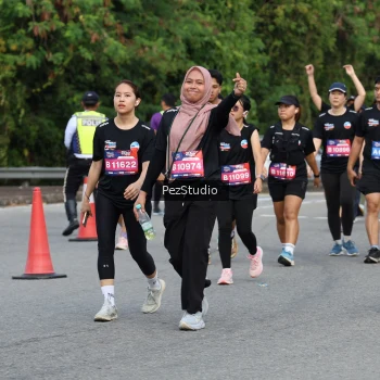 Runner Photo 3544187