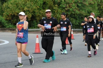 Runner Photo 3544306