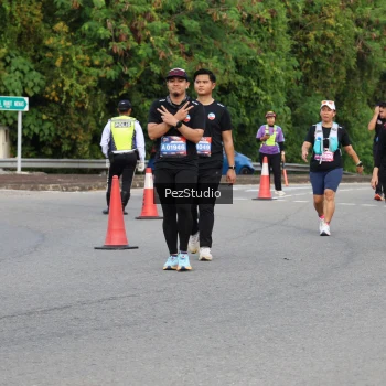 Runner Photo 3544336