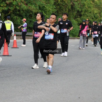 Runner Photo 3544347