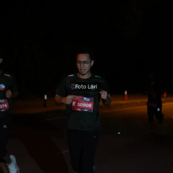 Runner Photo 3544354