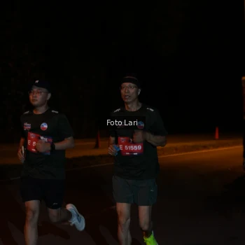Runner Photo 3544363