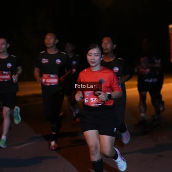 Runner Photo 3544389