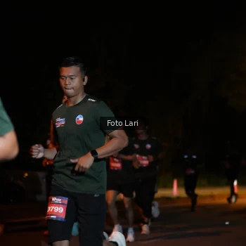 Runner Photo 3544490