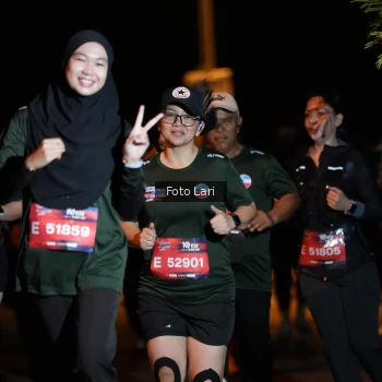 Runner Photo 3544519