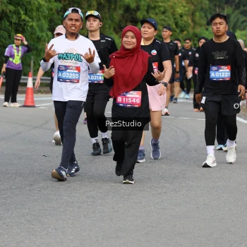 Runner Photo 3544873