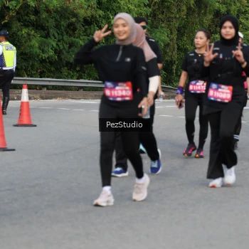 Runner Photo 3545147