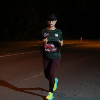 Runner Photo 3545213