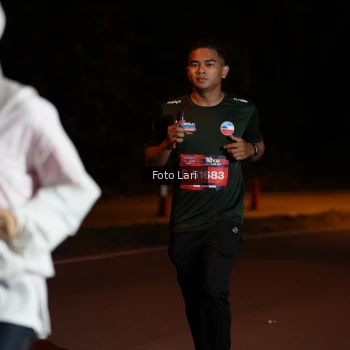Runner Photo 3545244