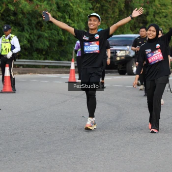 Runner Photo 3545308