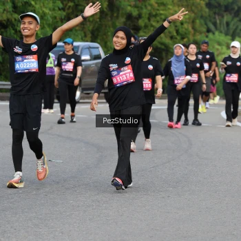 Runner Photo 3545311