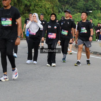 Runner Photo 3545417