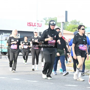 Runner Photo 3545423