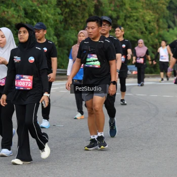 Runner Photo 3545444
