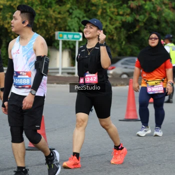 Runner Photo 3545505