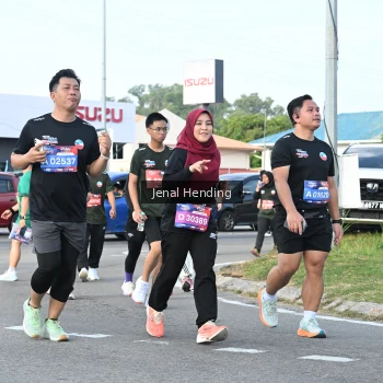 Runner Photo 3545575