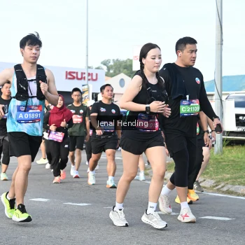 Runner Photo 3545578