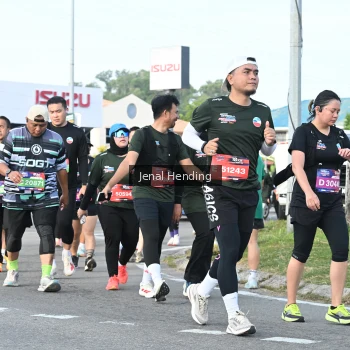 Runner Photo 3545584